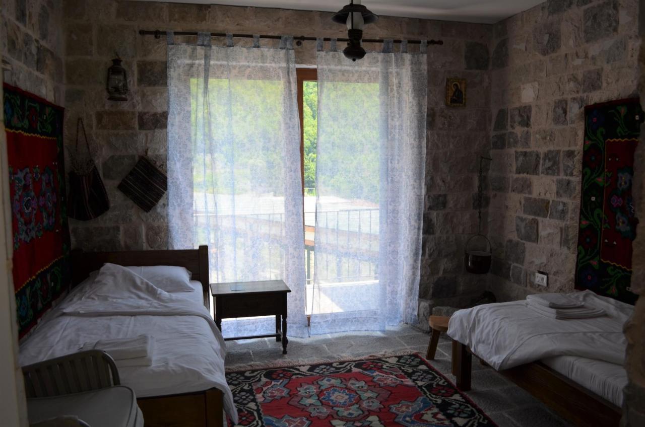 Markovic Winery And Estate Apartments Cetinje Exterior foto